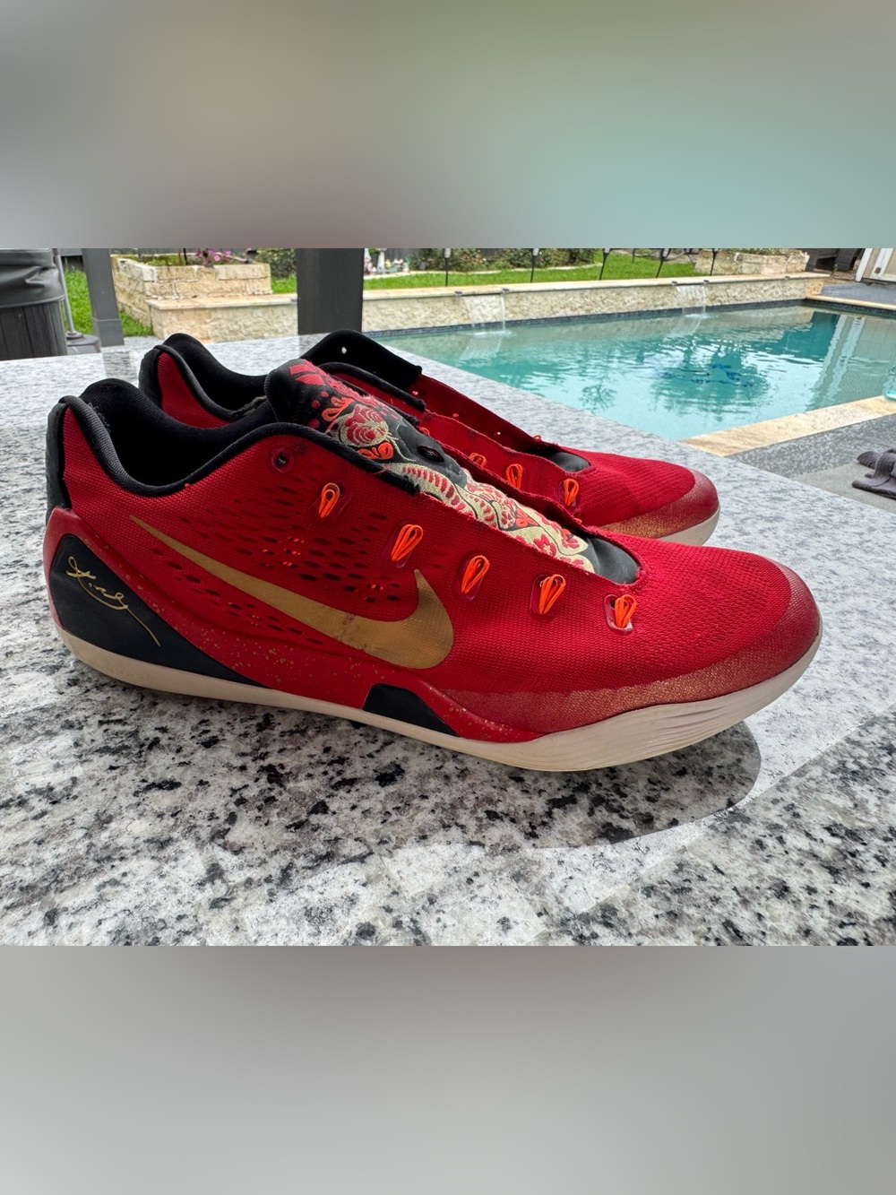 Nike Kobe 9 EM China Men’s Basketball Sneaker Red Gold Black Mesh Low 683251-670